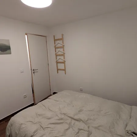 Starlight With Rooftop Terrace Near Coja 펜션 Pinheiro de Coja