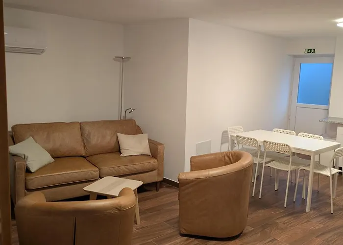 Starlight With Rooftop Terrace Near Coja Pinheiro de Coja