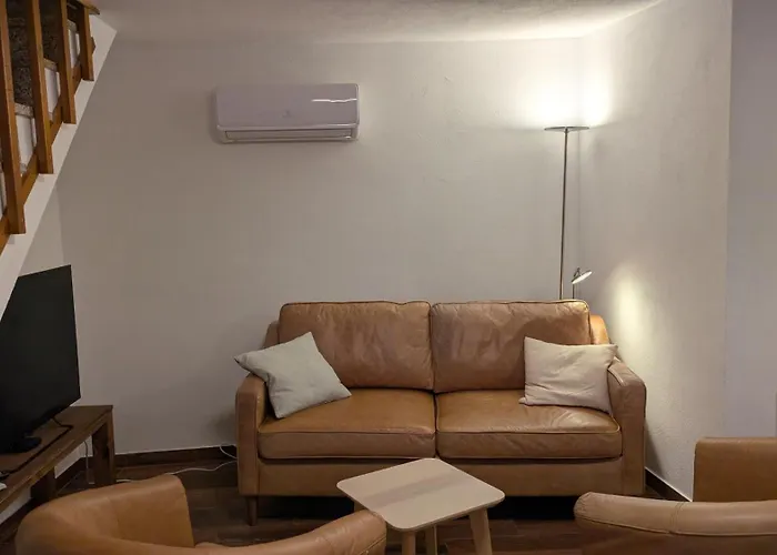 Holiday home Starlight With Rooftop Terrace Near Coja Pinheiro de Coja