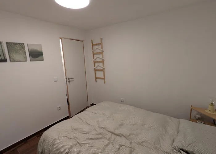 Starlight With Rooftop Terrace Near Coja Holiday home Pinheiro de Coja